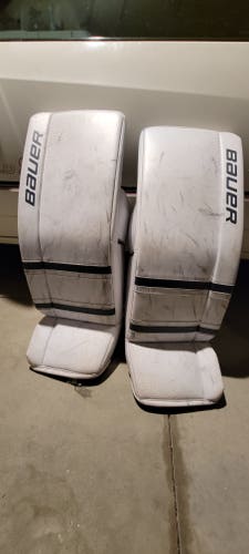 Used Medium Bauer Gsx Goalie Leg Pads