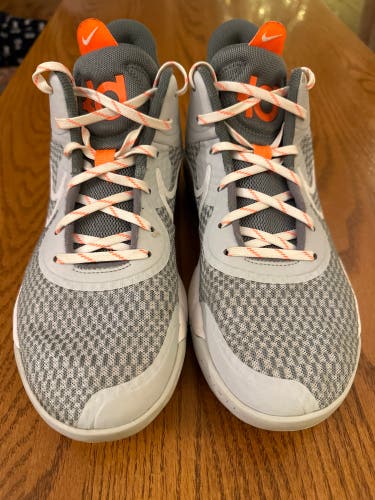 GREAT CONDITION - Nike KD Trey 5 IX EP 'Pure Platinum’