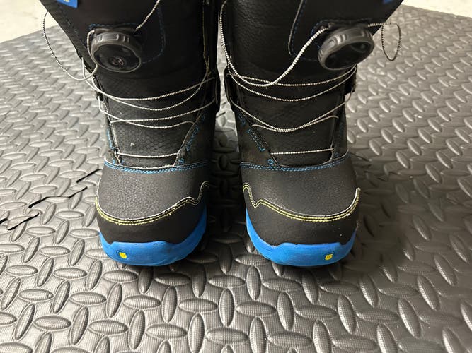 Used Size 6.0 (Women's 7.0) Burton Zipline Boa Snowboard Boots