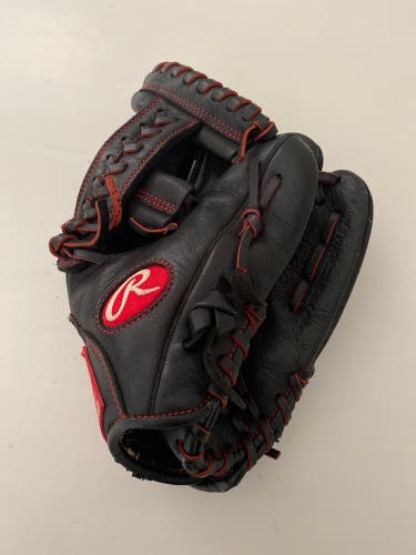 Used Right Hand Throw 11" R9 Baseball Glove
