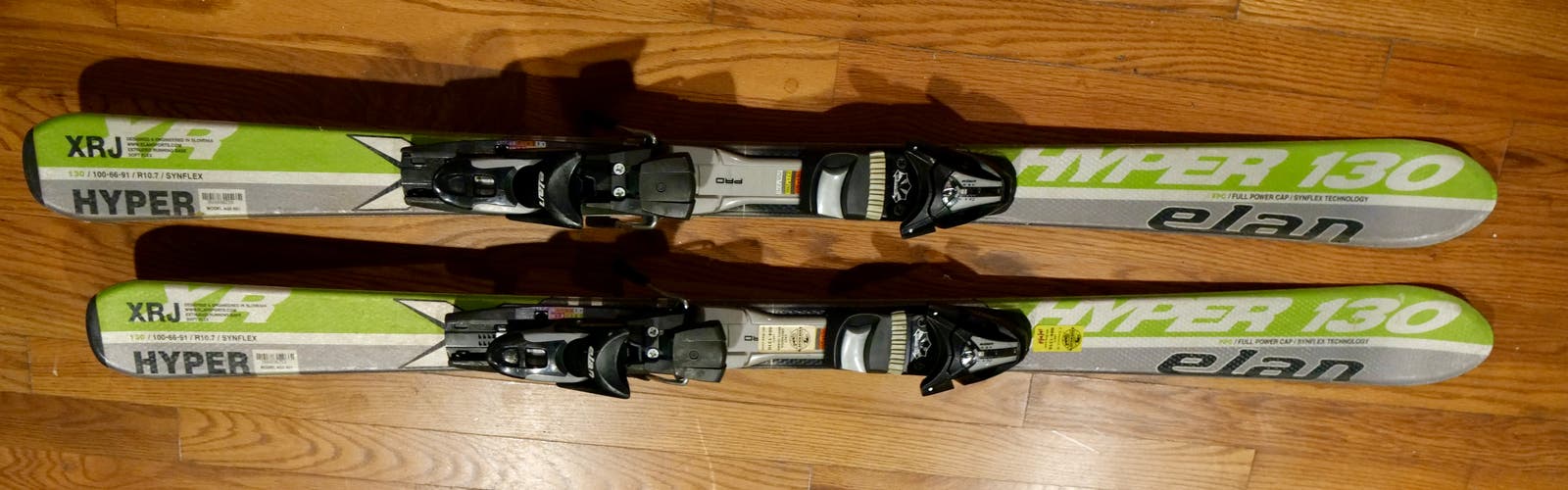 Used Elan Hyper XRJ 130 cm All Mountain Skis With Elan ESP Bindings