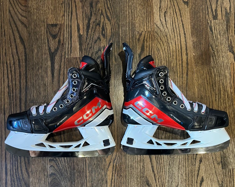 Senior CCM Regular Width 8 JetSpeed FT6 Pro Hockey Skates