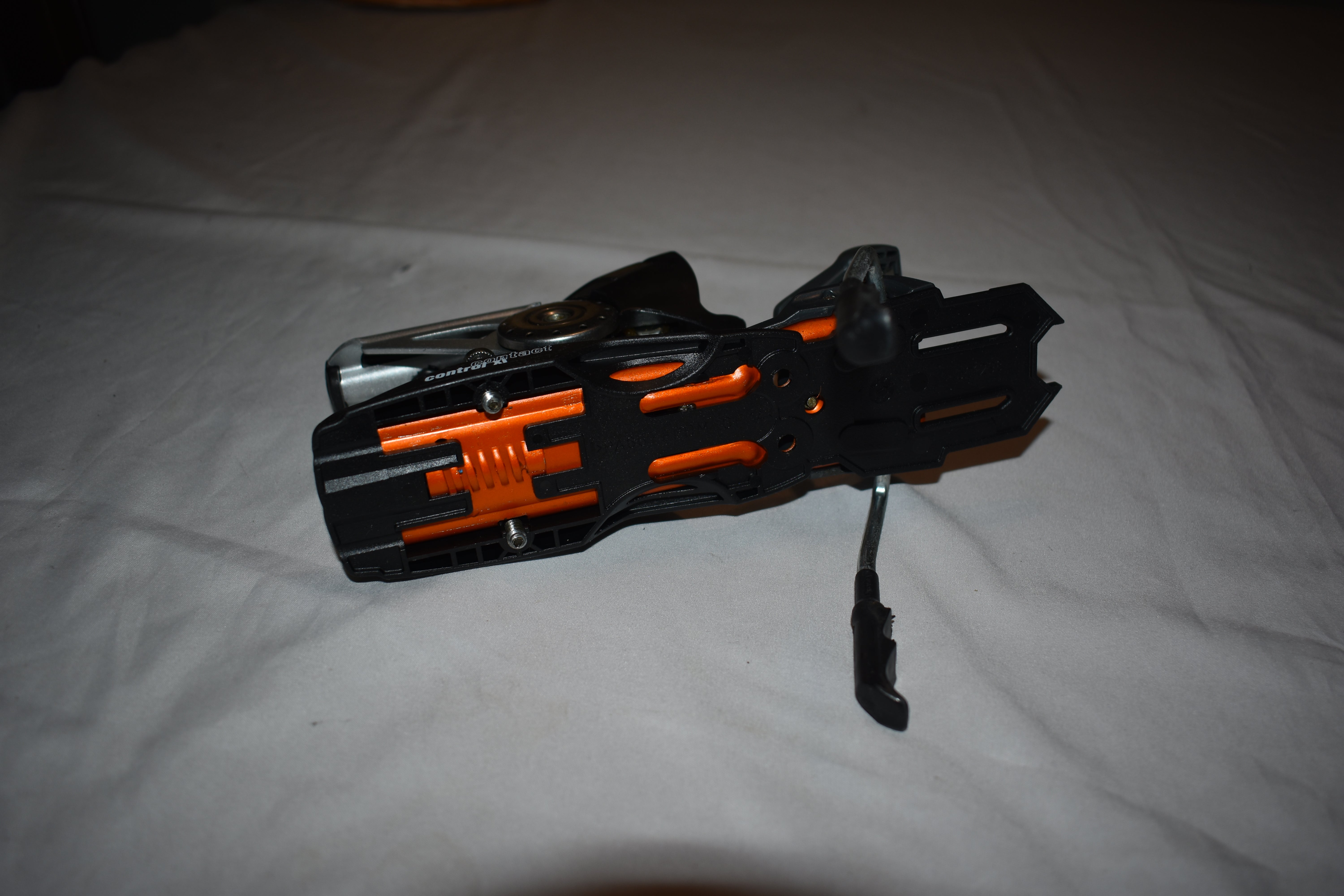 Marker M1100 Titanium Contact Control xi Ski Bindings