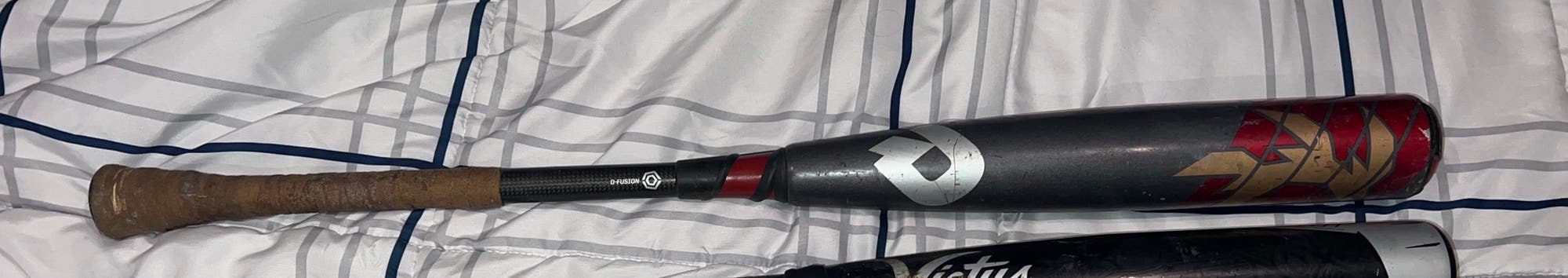 Used DeMarini (-3) 30 oz 33" Voodoo Bat