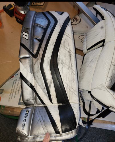 Used 29+1" Brian's GNETik X Goalie Leg Pads
