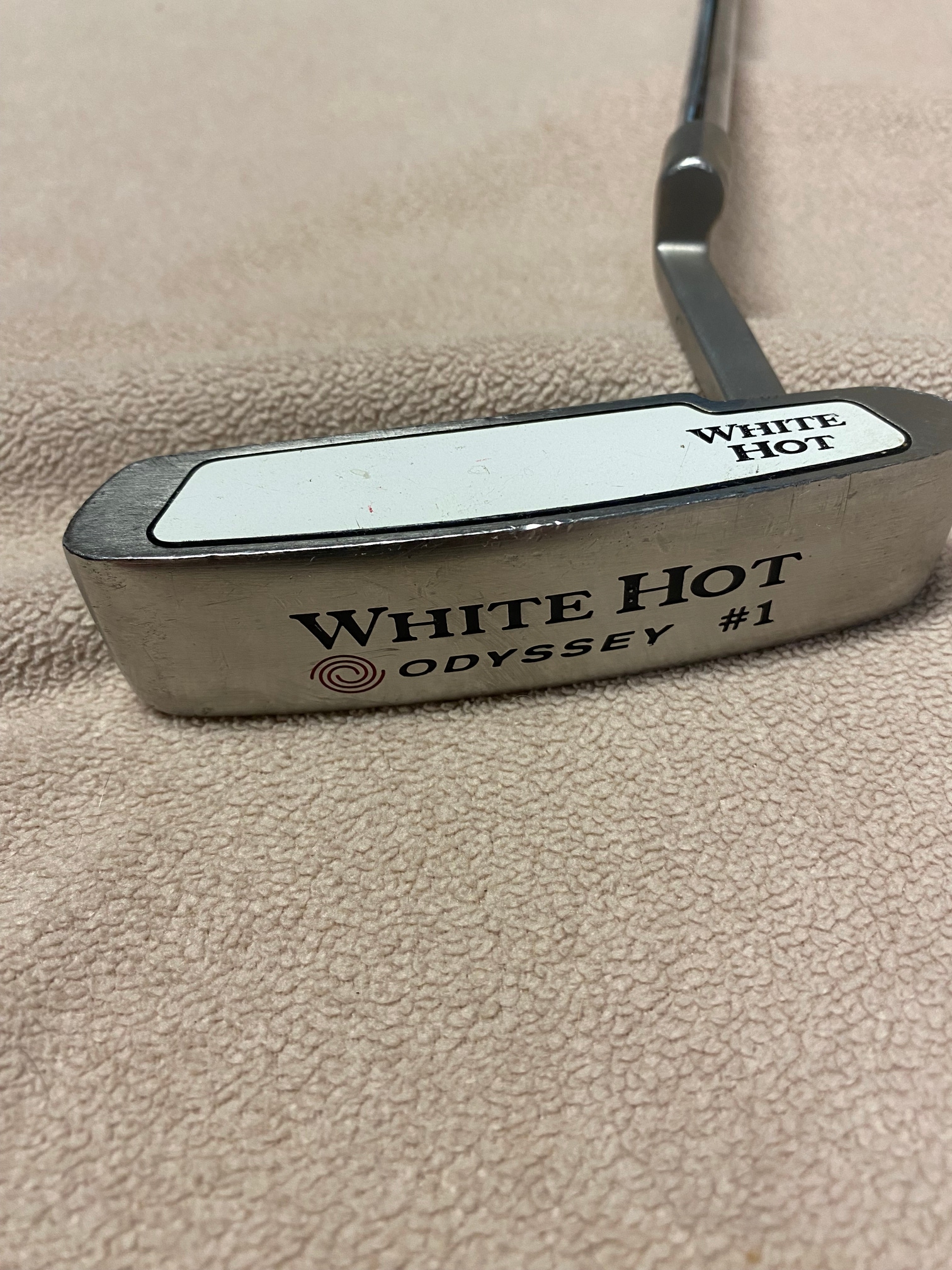 Silver Unisex Used Odyssey Right Handed Blade White Hot Putter 32"