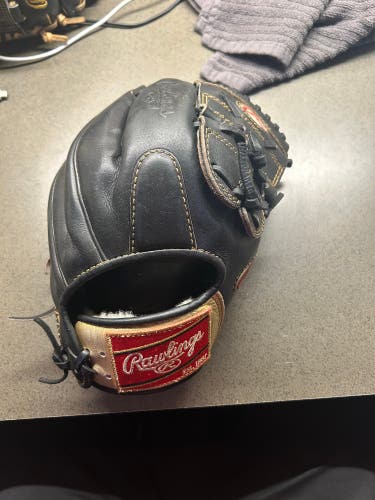 2020 Pitcher's 11.75" Gold Glove Baseball Glove