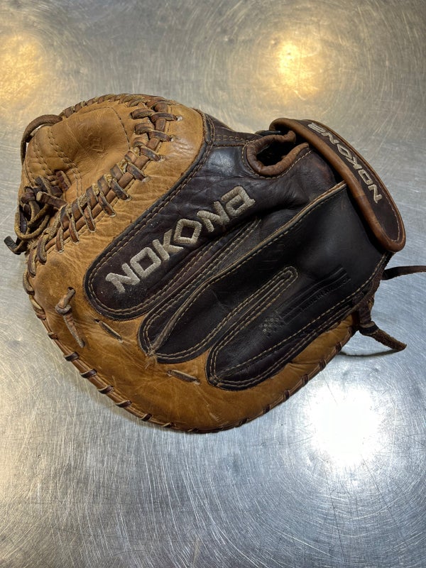 Used Nokona Catcher's Mitt 33" RHT Glove