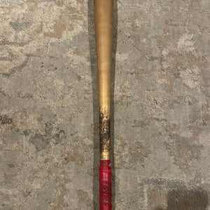 victus wood bat