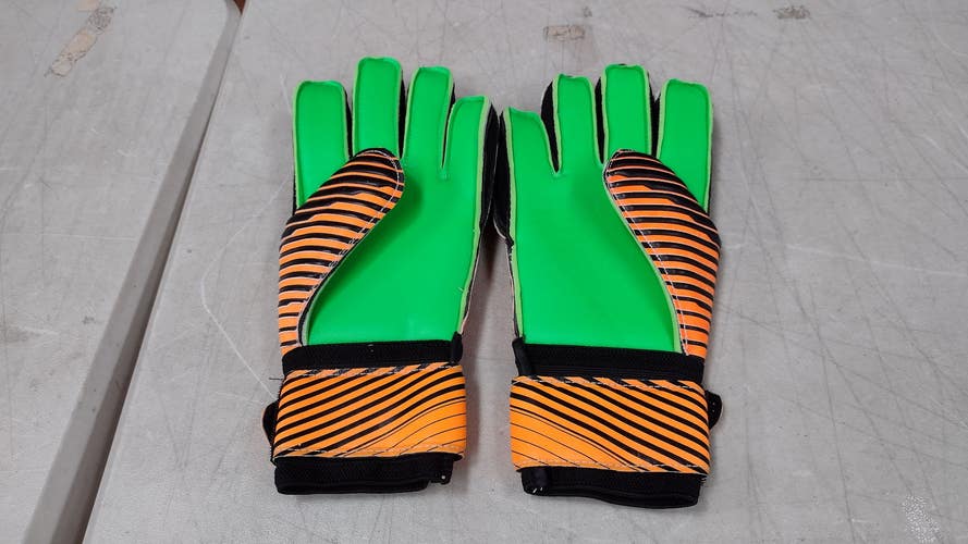 Vizari Sports Saturn Soccer Goalie Goalkeeper Gloves | Green Size 10 | VZGL92812-10