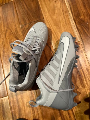Gray Adult Size 9.5 (Women's 10.5) Nike Huarache
