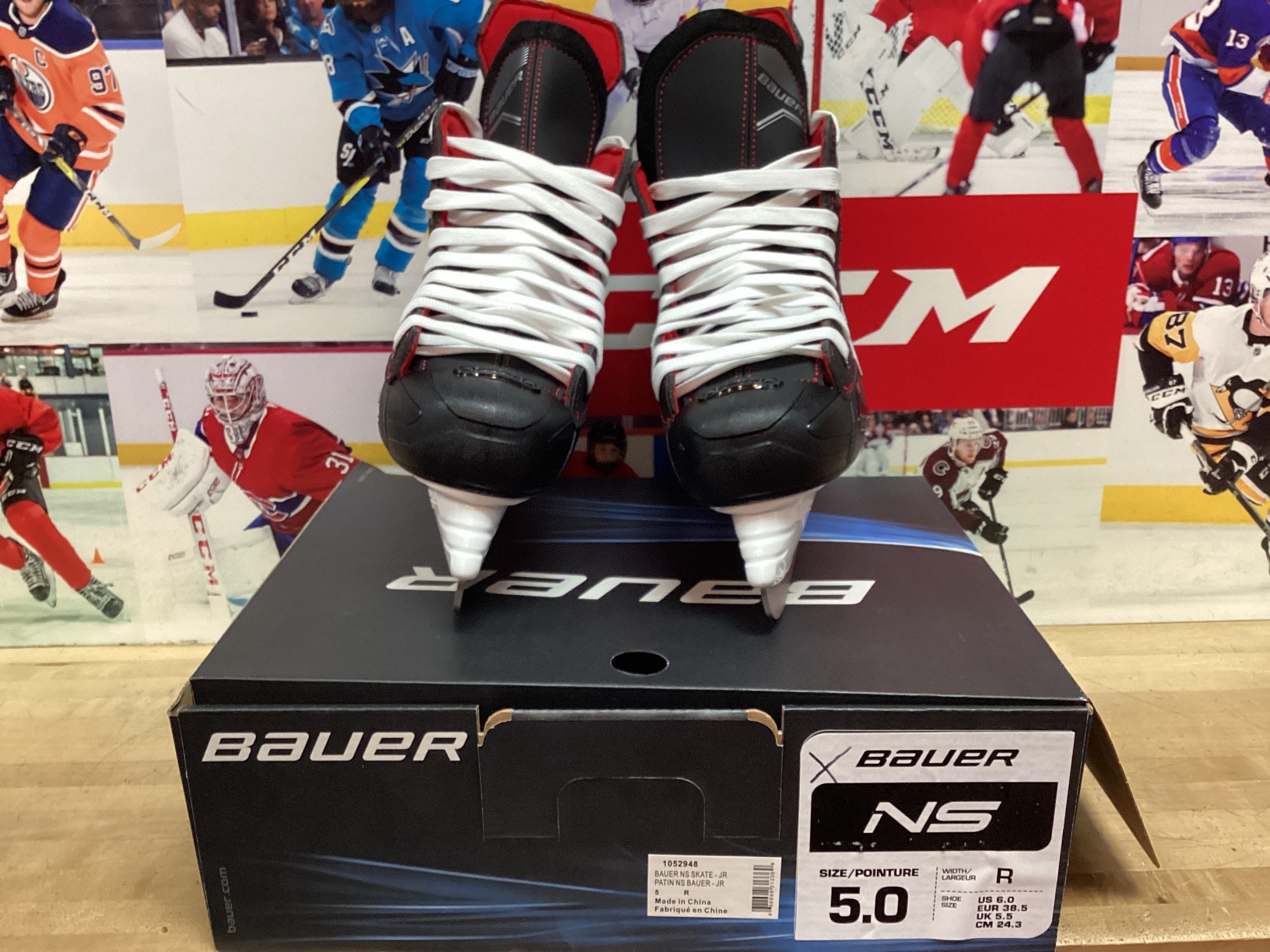 New Junior Bauer Ns Hockey Skates Regular Width Size 5 (Great Rec Skate)