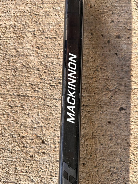 Novium Pro Senior Right Handed P92 Pro Stock Nathan MacKinnon Novium Pro Hockey ...