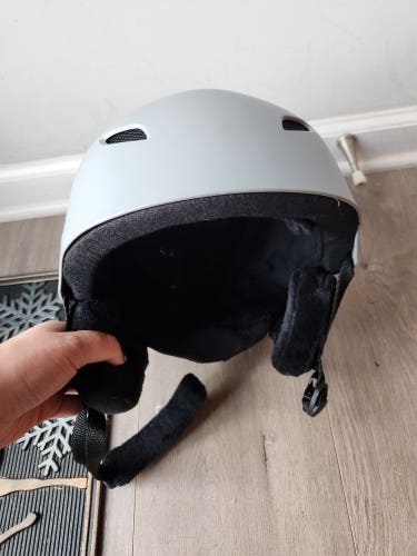 New XL Outdoor Tech Snow Helmet