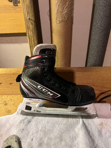 Used CCM Regular Width Size 1 FT460 Hockey Goalie Skates