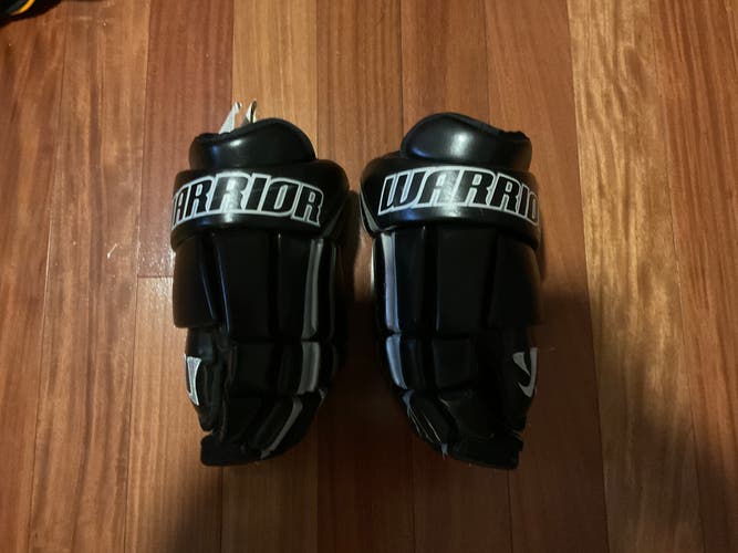 Warrior Hitman Hockey Gloves 13” BLACK/SILVER - Needs re-palm on right glove