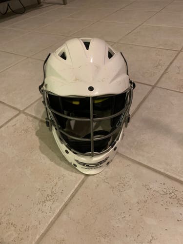Used Player's Cascade CS-R Youth Helmet