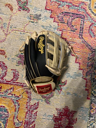 Rawlings Heart of The Hide 12.5" Outfield Glove