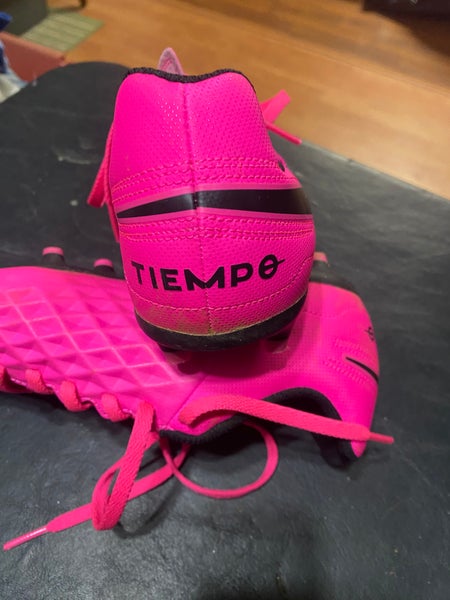 Girls Nike Tiempo Softball Cleats Size 2.5