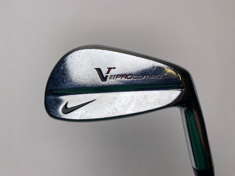 Nike Victory Red Pro Blade Pitching Wedge PW Dynamic Gold R300 Regular RH