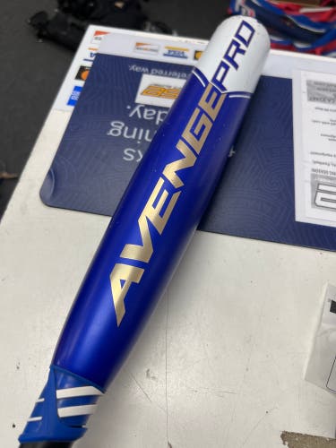 2023 Composite (-8) 24 oz 32" Avenge Pro Bat
