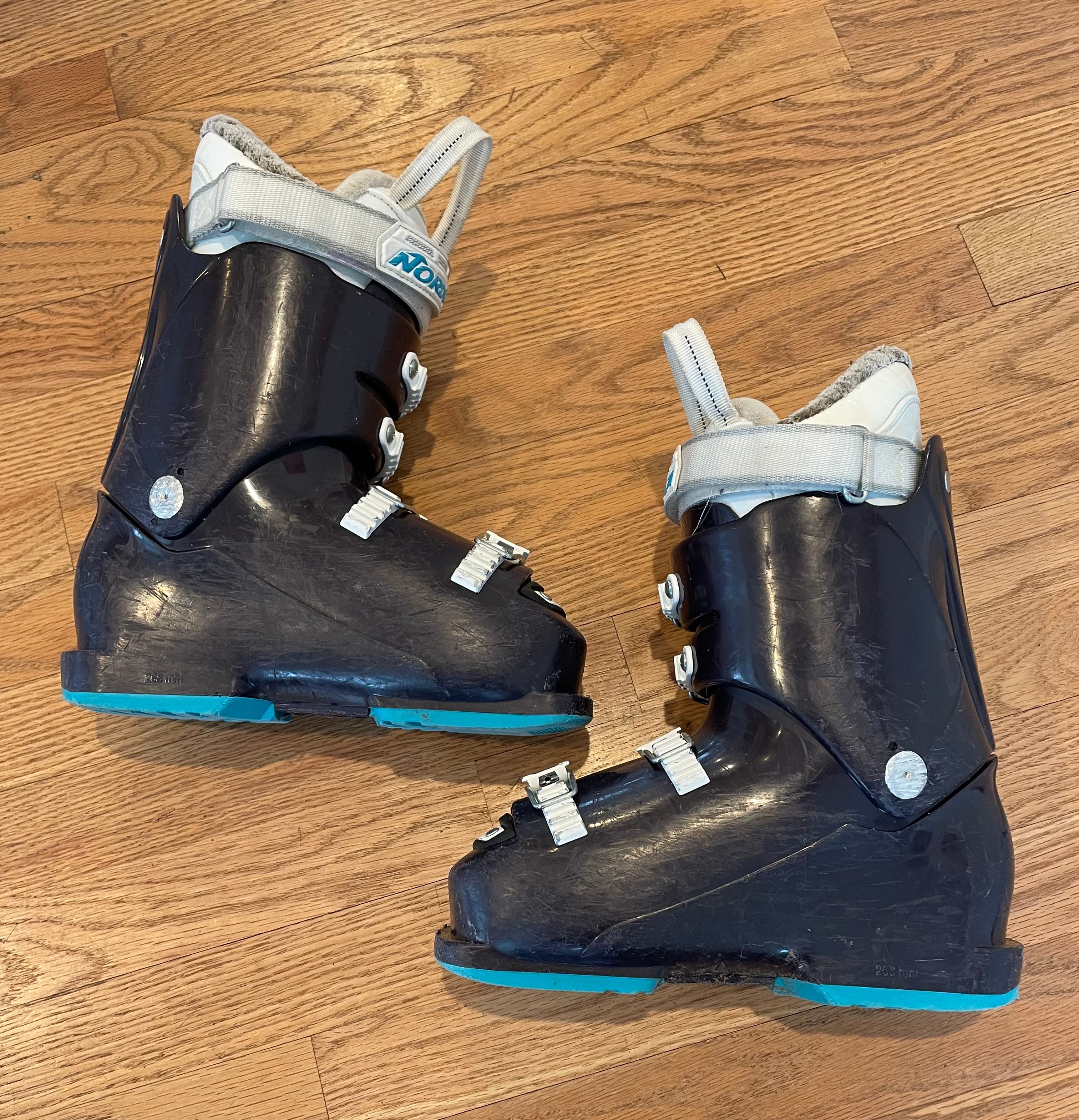 Nordica GPX TEAM Ski Boots | SidelineSwap | Buy and Sell on