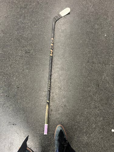 Intermediate Right Handed P28 FT Ghost Hockey Stick