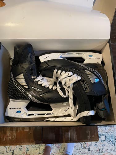 Custom True Hockey Skates