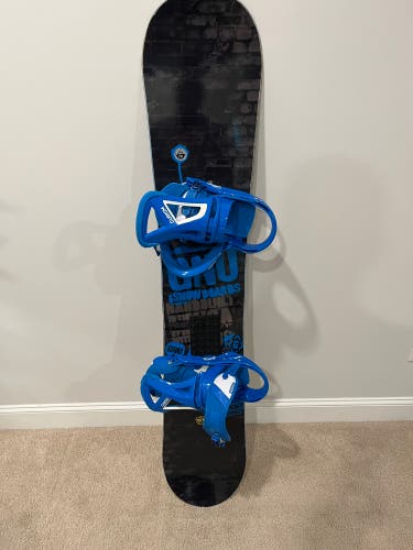 GNU Snowboard with Burton Bindings