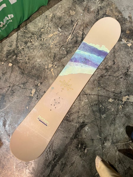 Used 149cm Burton Fluid Snowboard without Bindings