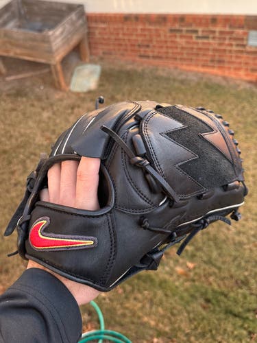 RARE Nike Japanese Pro Issued Baseball Glove Matsuzaka Signature Model