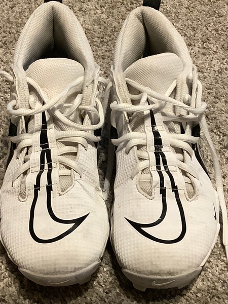Used Unisex Size 7.0 (Women's 8.0)