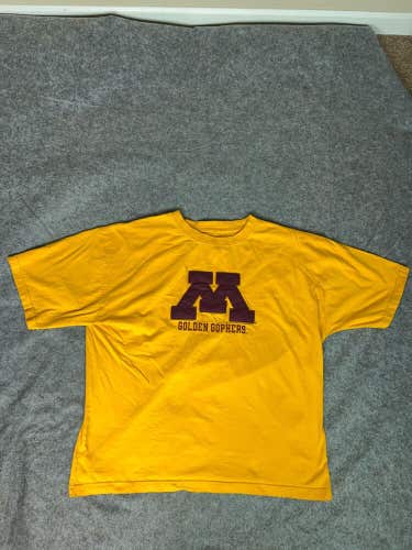 Minnesota Gophers Mens Shirt 2XL XXL Gold Maroon Short Sleeve Tee Embroidered