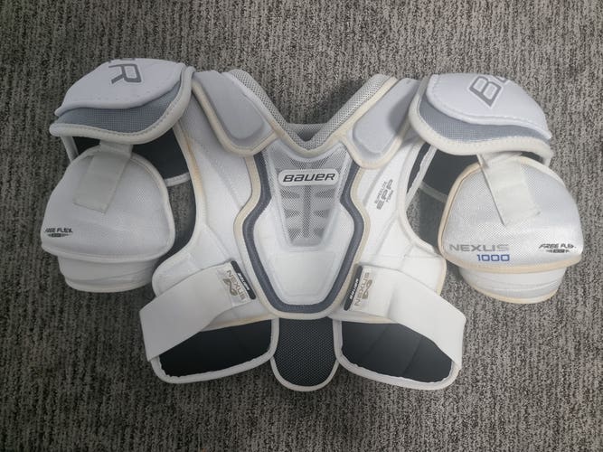 Senior Used Medium Bauer Nexus 1000 Shoulder Pads