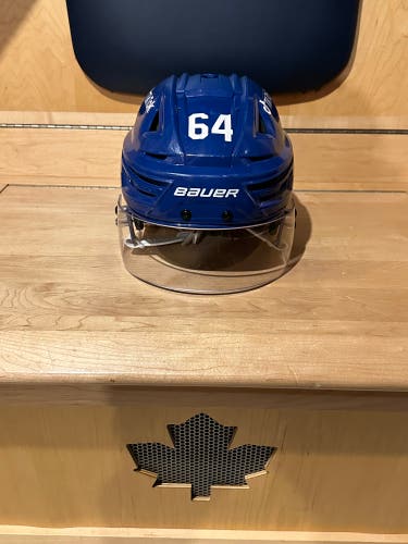 Toronto Maple Leafs - David Kampf Game Worn Bauer RE-AKT 150 Helmet With Helmet Bag