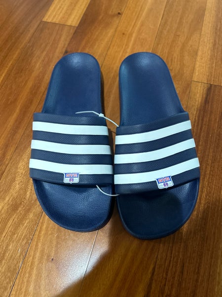 New York Rangers ROAD Patrick Kane Men’s Size 9 Adidas Slides Flip Flops Shower