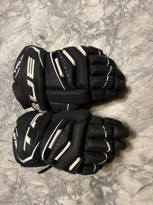 True Catalyst Hockey Gloves 12”