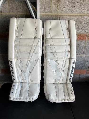 33" True Pro Stock L12.2 Goalie Leg Pads