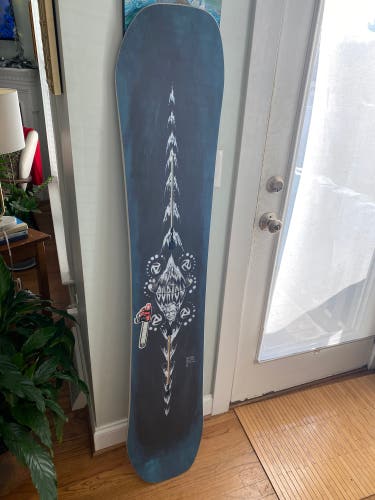 Men's  Burton Without Bindings Medium Flex True Twin Snowboard