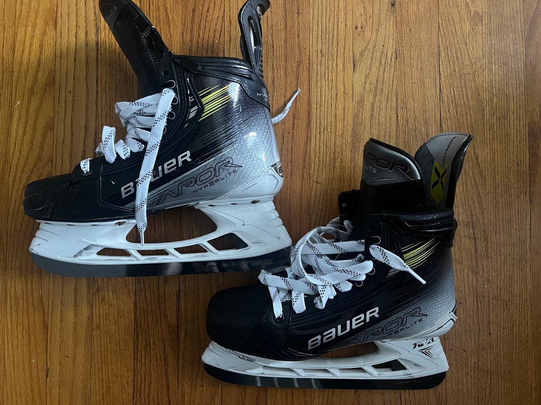 Used Bauer   9 Vapor Hyperlite 2 Hockey Skates