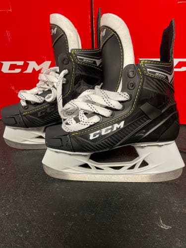 New CCM Tacks 9350 Hockey Skates 1D