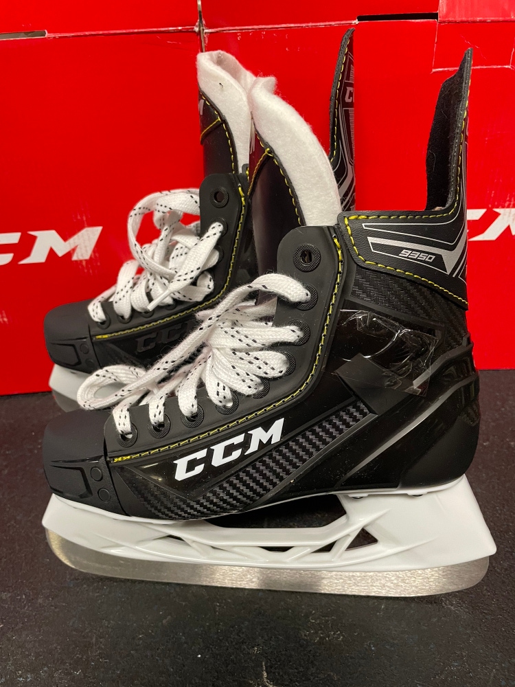 New CCM Tacks 9350 Hockey Skates 3D