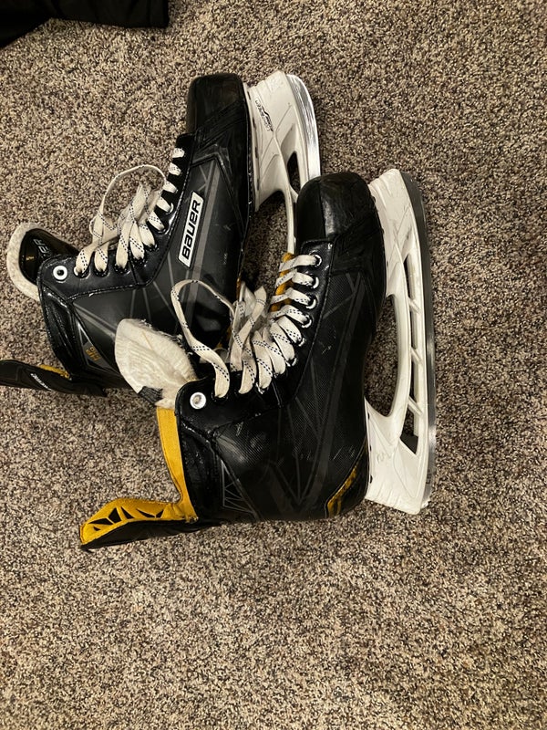 Used Bauer 10 Vapor Hockey Skates
