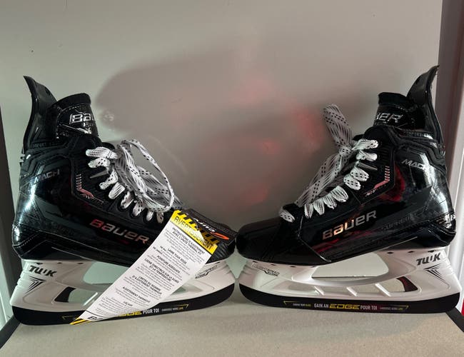 **NEW** Bauer Mach Hockey Skates Size 7.5 Fit 2