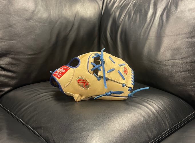 Jeremy Peña Gold Patch Game Model