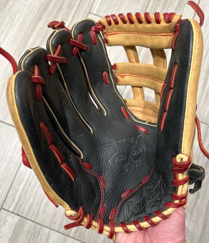 Used 2018 Left Hand Throw 12" Select Pro Lite Baseball Glove