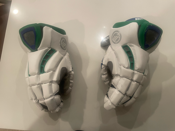 Used Player's Maverik Rome RX3 Lacrosse Gloves 13"