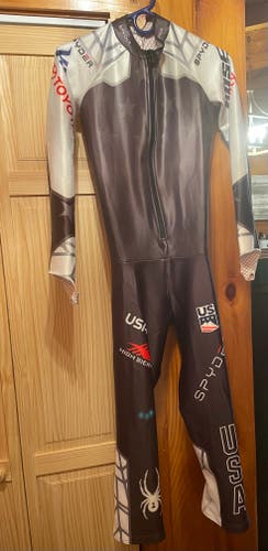 Youth New XL Spyder Ski Suit FIS Legal