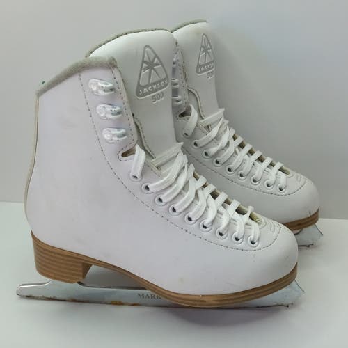 Used Jackson 500 Ultima Blades Figure Skates Size 1 (Girls Size 2 US Shoes)