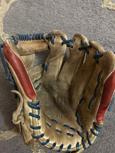 Infield 11.25" MVP Select Baseball Glove